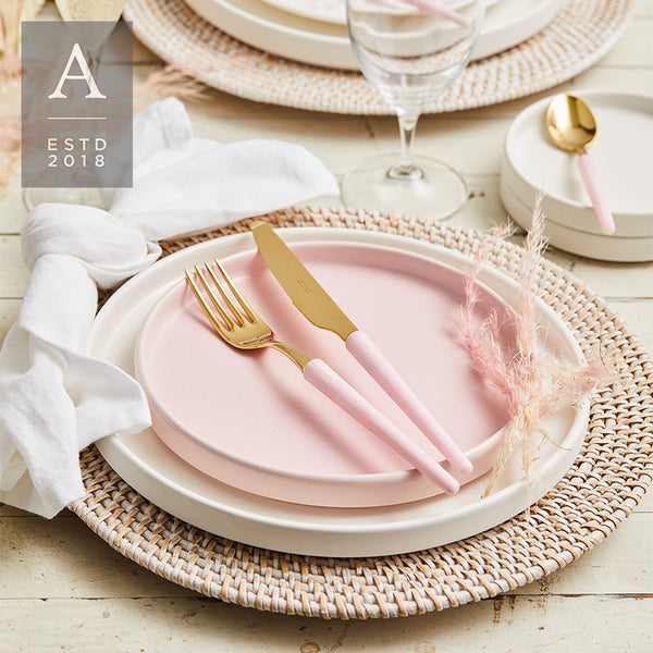 RATTAN WHITEWASH CHARGER PLATE