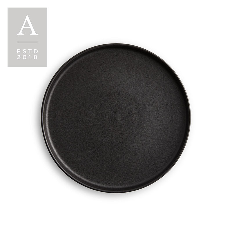 http://shopartisantablewareco.com/cdn/shop/products/Kaleb-Onyx-Salad2_1200x1200.jpg?v=1648655550